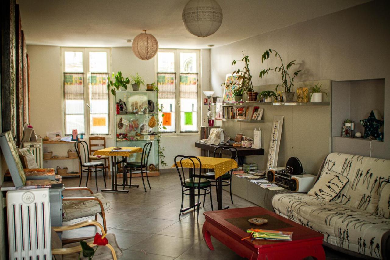 La Belle Etoile Bed & Breakfast Saintes Bagian luar foto