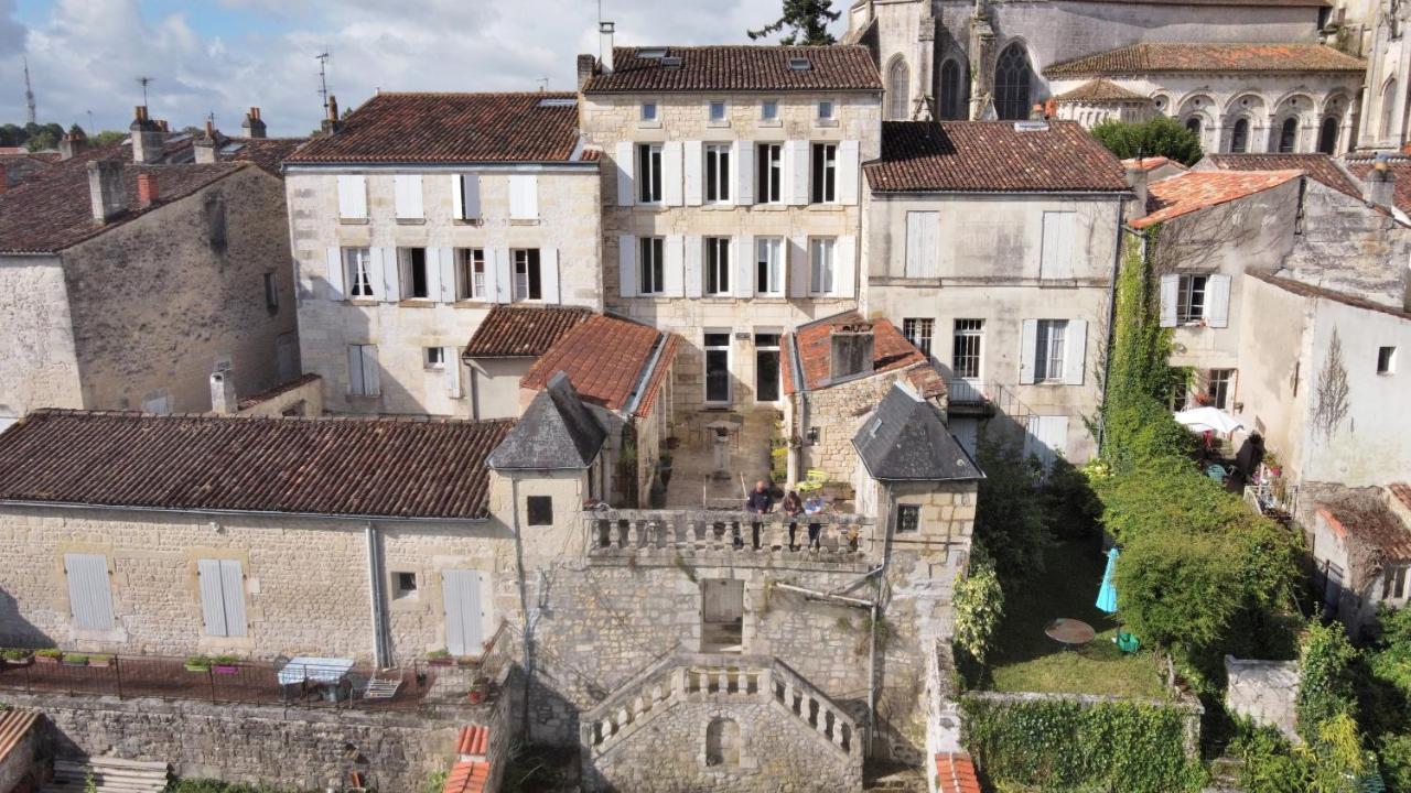 La Belle Etoile Bed & Breakfast Saintes Bagian luar foto